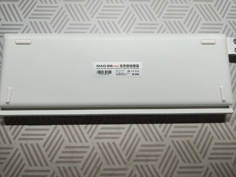 美加狮mad68pro半改，换了配炸虾粒声音包套装。成色几乎全新，有线连接，非机械键盘。喜欢的直接联系，不议价哦